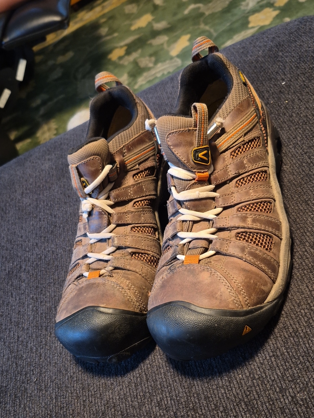 Keen Men's Brown and Orange Outdoor Athletic Shoes